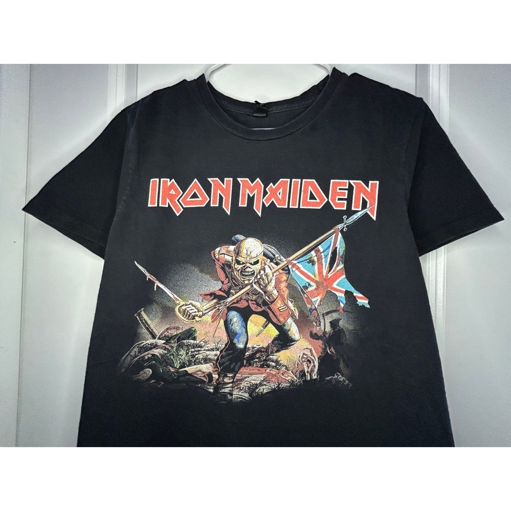 Vintage Y2K Iron Maiden Eddie Skeleton Trooper Rock Music Band T-Shirt